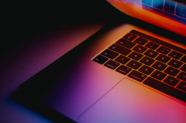 Ноутбук с проф. софтом